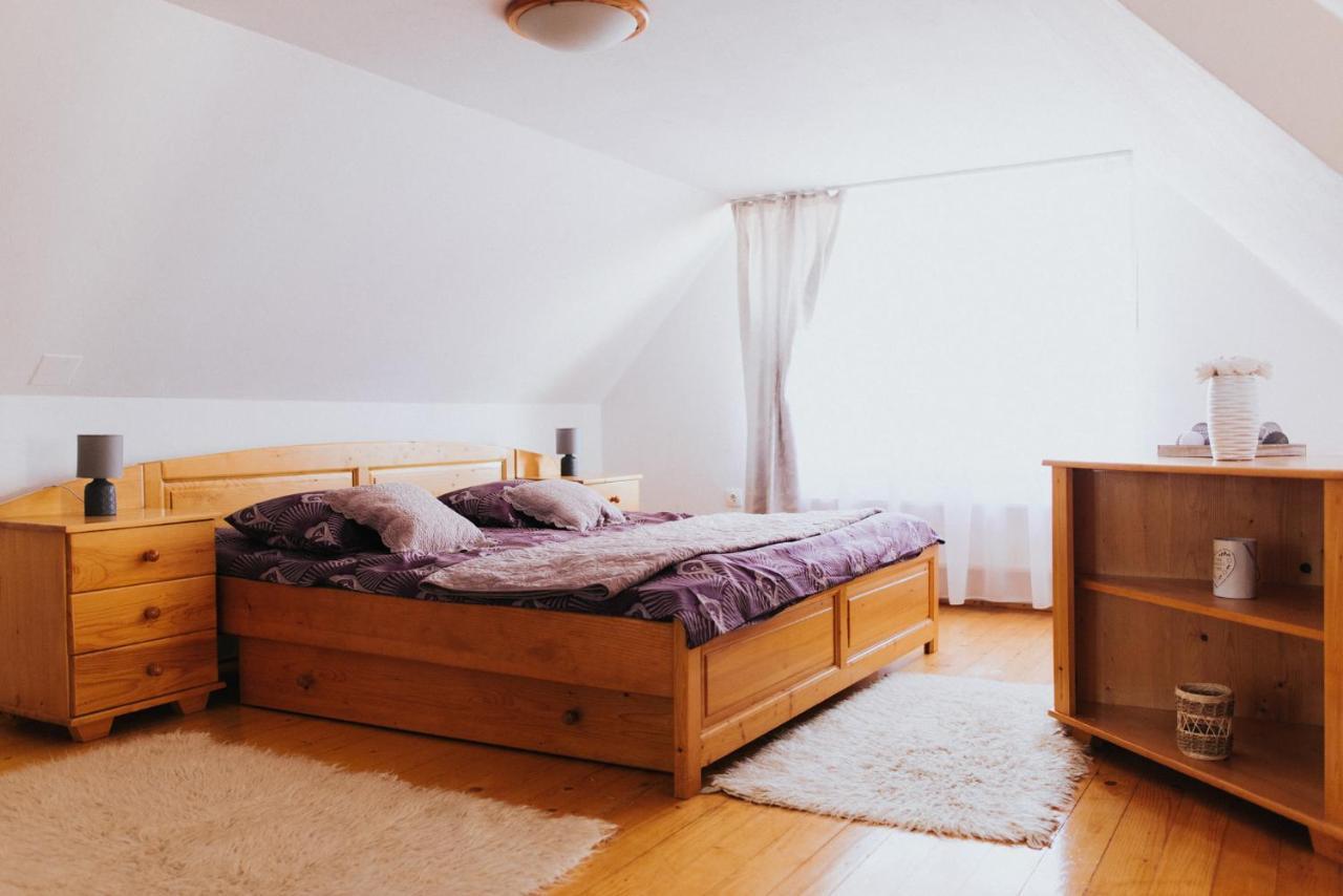 Lotus Apartman Apartment Odorheiu Secuiesc Ngoại thất bức ảnh